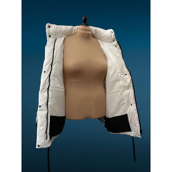 STEVE MADDEN White & Black Puffer Coat, Size 3X - Picture 11 of 12